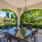 Villa Belvilla By Oyo Limoni Dieci *