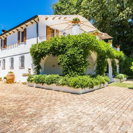 Villa Belvilla By Oyo Limoni Dieci Ripatransone
